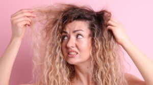 How to Fix Frizzy Hair